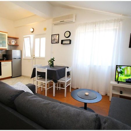 Studio Apartman Elena Primošten Dış mekan fotoğraf