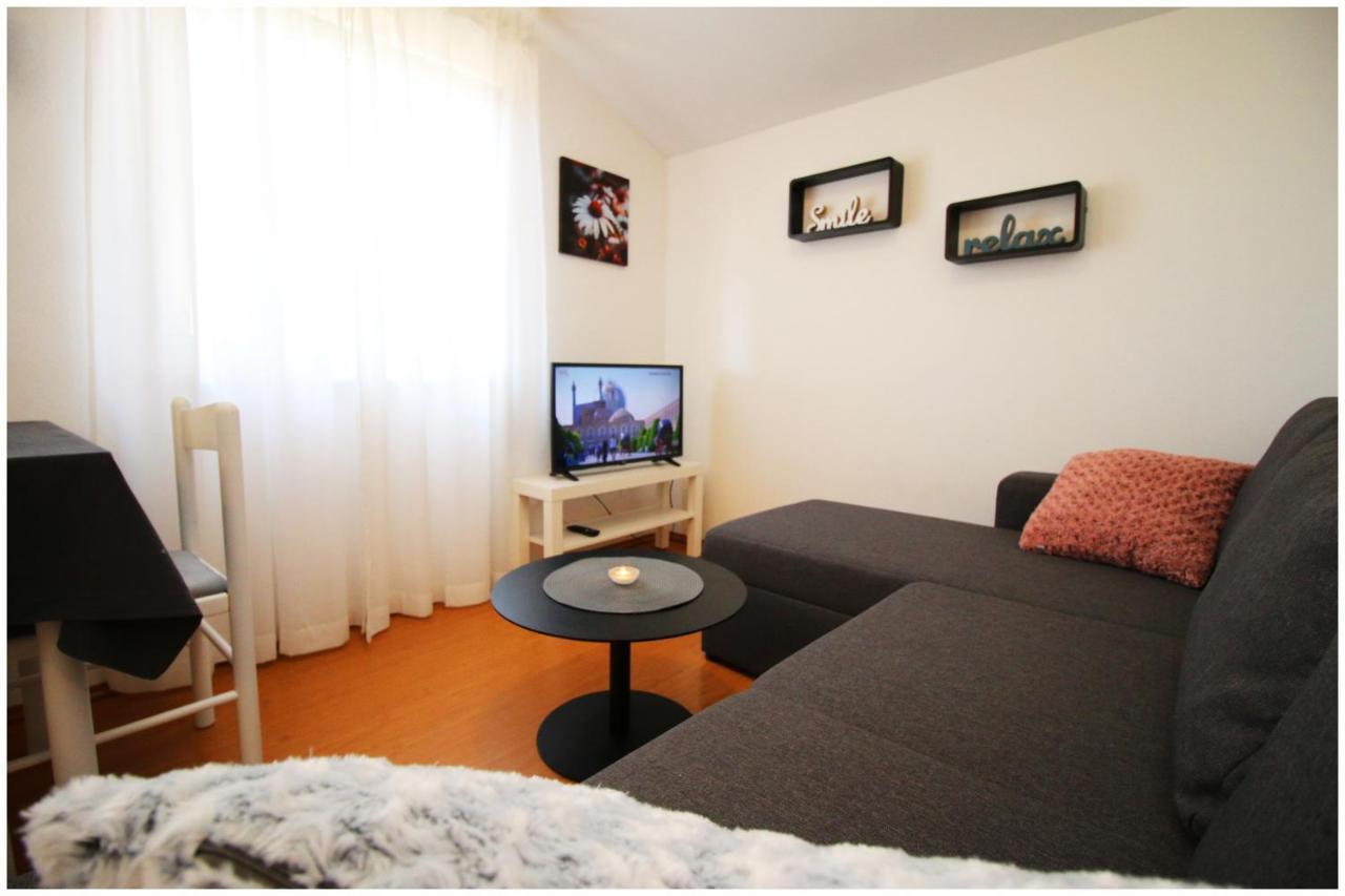 Studio Apartman Elena Primošten Dış mekan fotoğraf